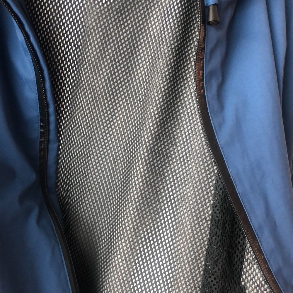 CABELA’S Light Jacket - Picture 3 of 9